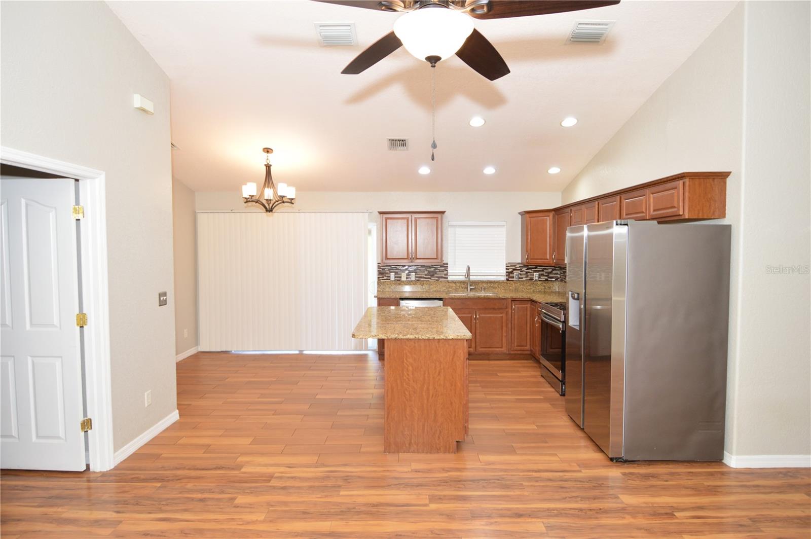 Image 19 of 80 For 10248 107th Avenue N