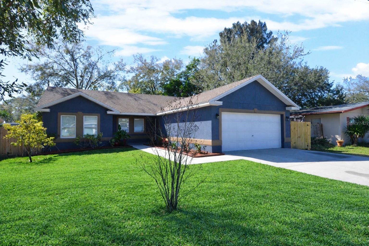 Image 2 of 80 For 10248 107th Avenue N