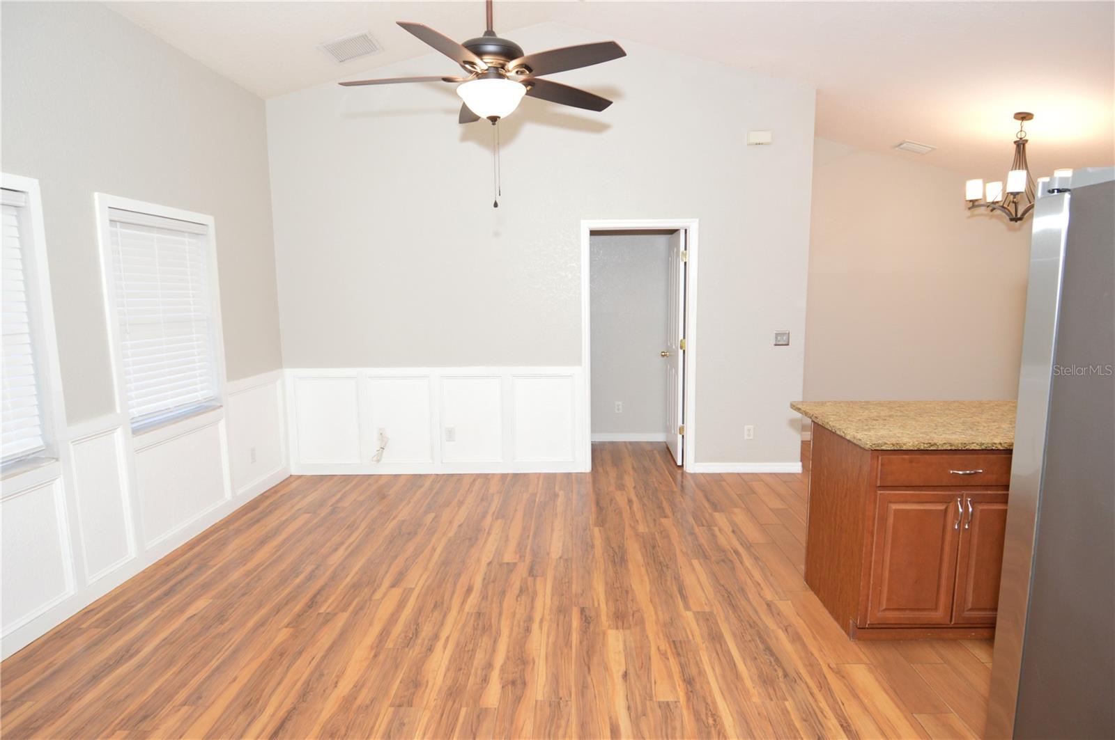 Image 24 of 80 For 10248 107th Avenue N