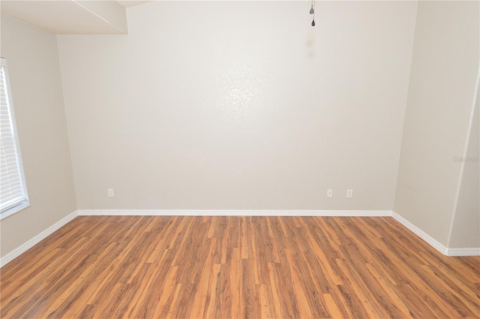 Image 28 of 80 For 10248 107th Avenue N