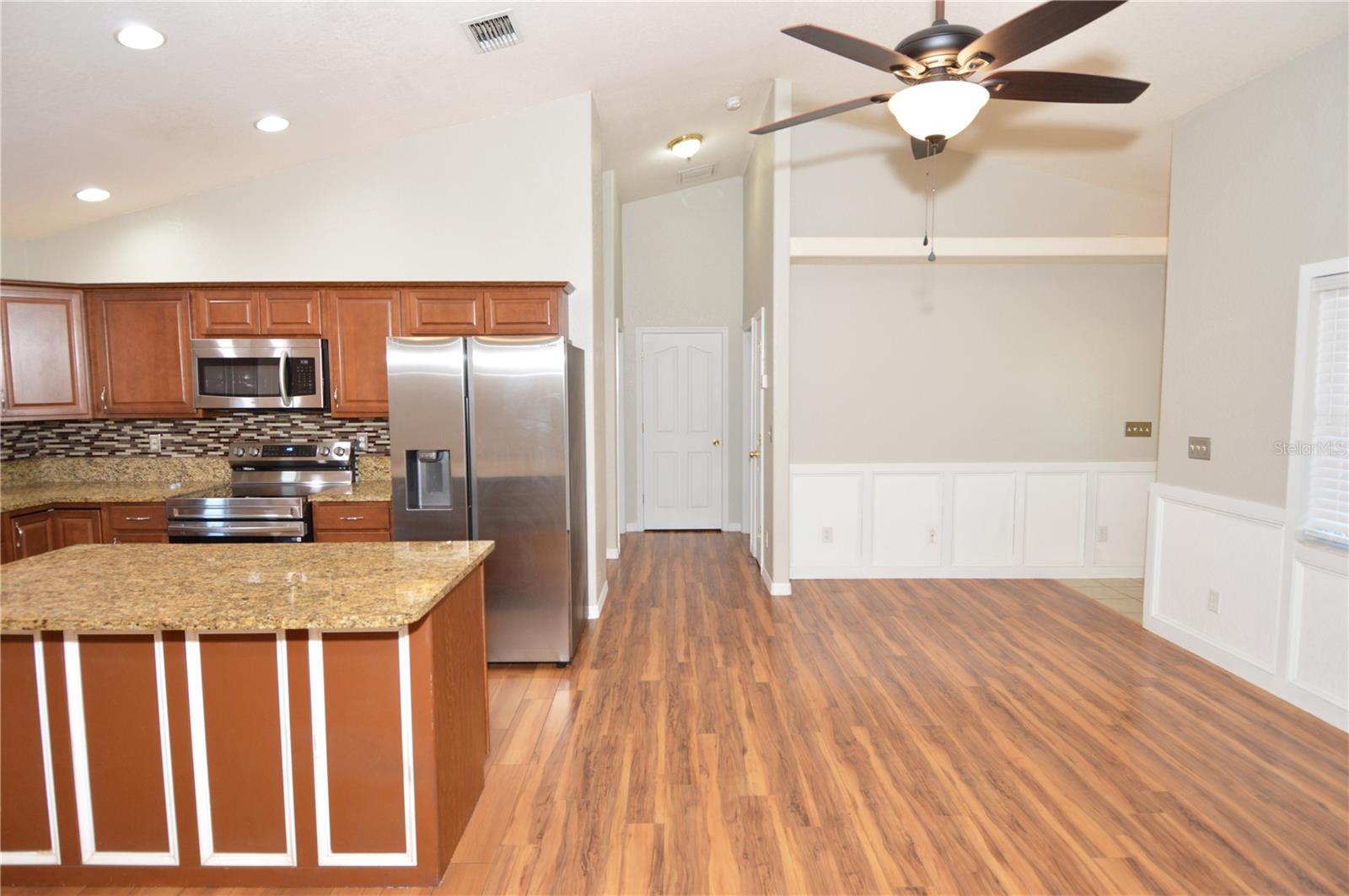 Image 9 of 80 For 10248 107th Avenue N