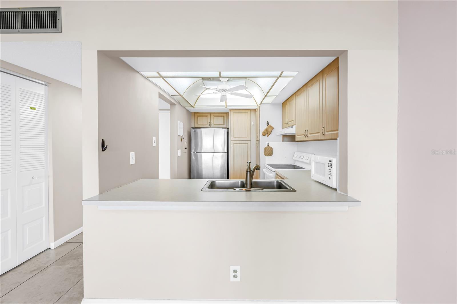 Image 14 of 44 For 6104 Palma Del Mar Boulevard S 305