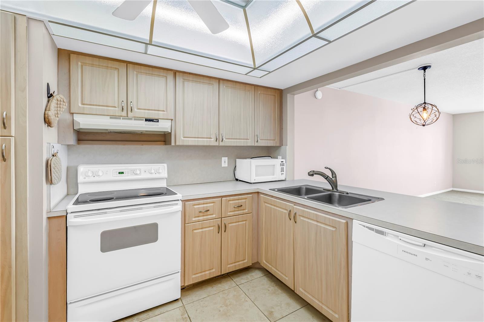 Image 16 of 44 For 6104 Palma Del Mar Boulevard S 305