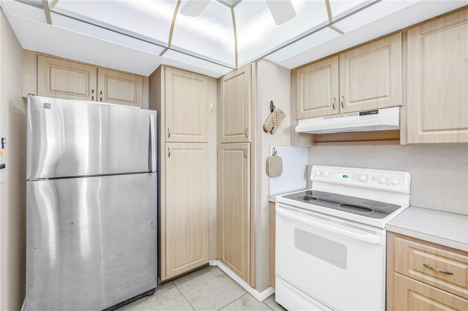 Image 18 of 44 For 6104 Palma Del Mar Boulevard S 305