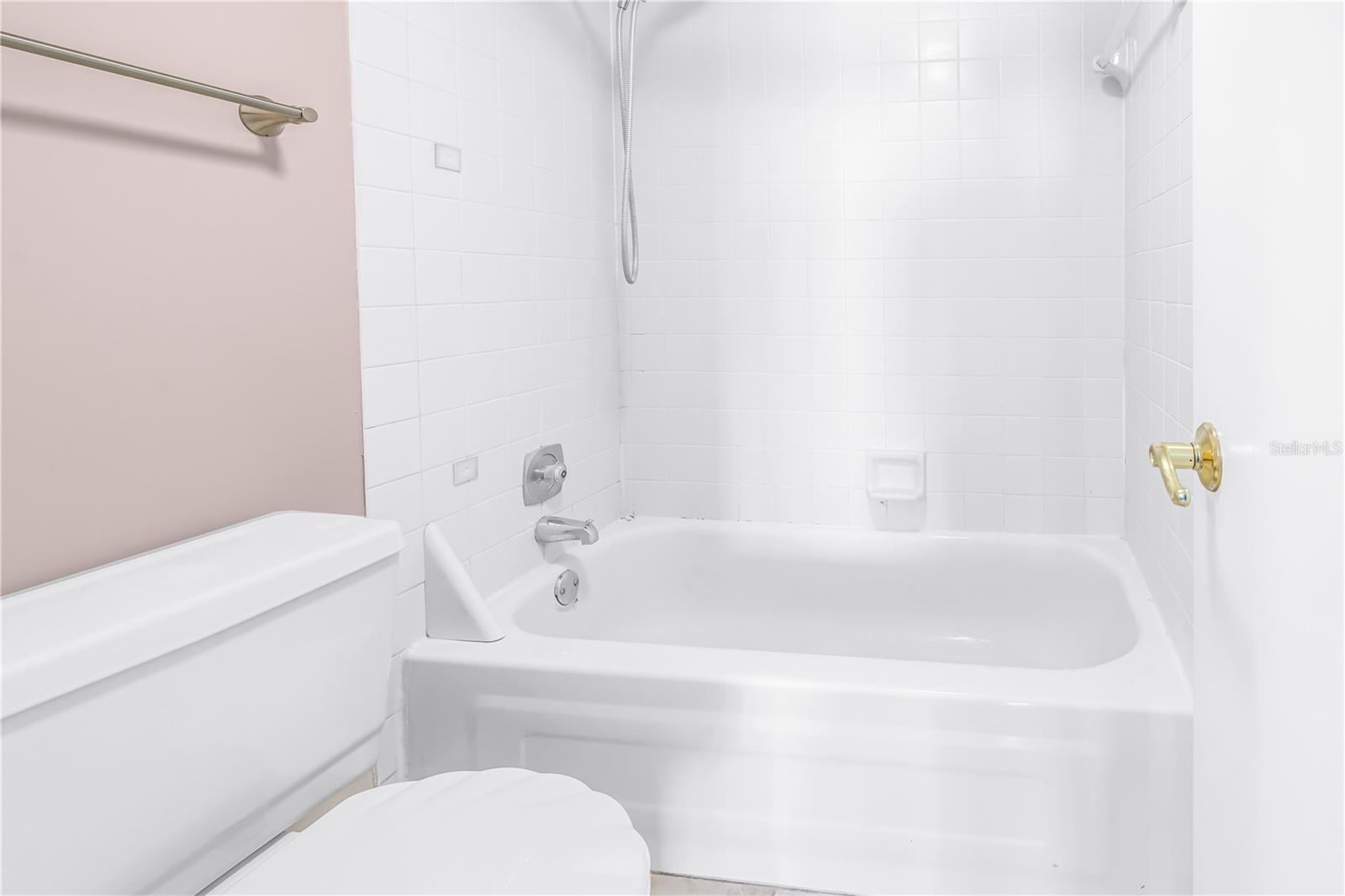 Image 22 of 44 For 6104 Palma Del Mar Boulevard S 305