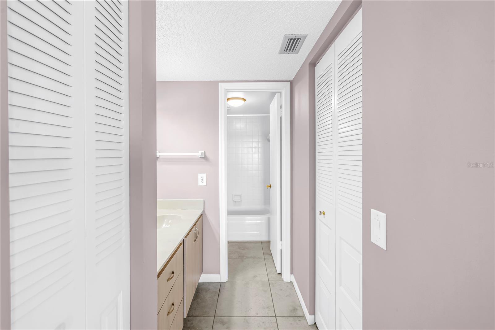 Image 24 of 44 For 6104 Palma Del Mar Boulevard S 305