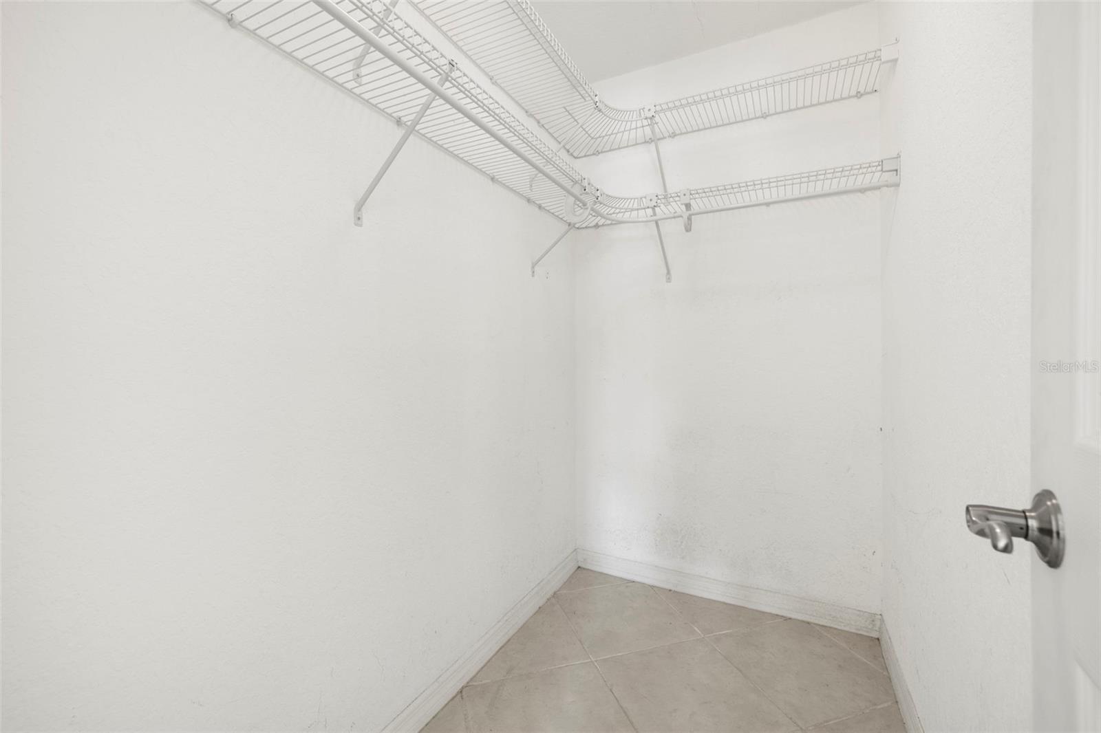 Image 21 of 30 For 710 Lyndhurst Street 223