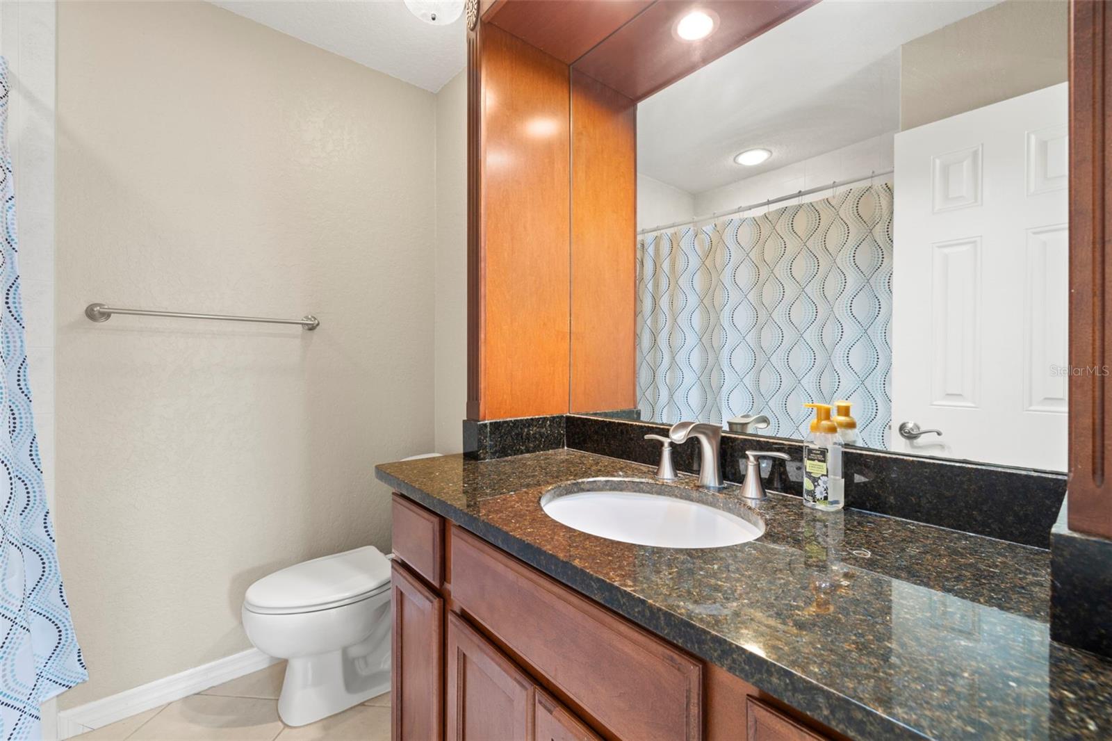 Image 28 of 30 For 710 Lyndhurst Street 223