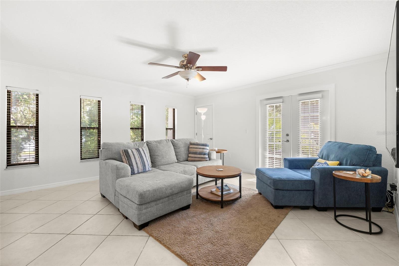 Image 9 of 30 For 710 Lyndhurst Street 223