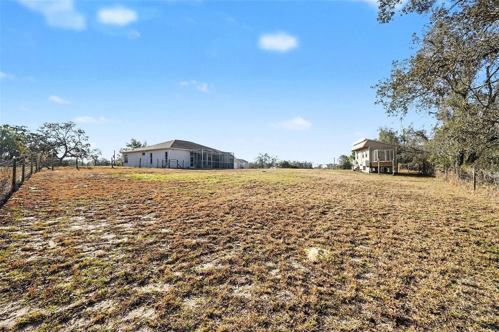 Listing photo id 26 for 16031 Donney Moor Lane