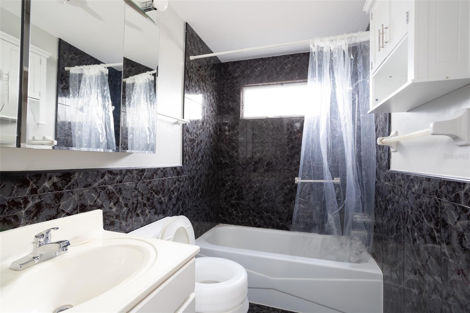 Image 14 of 15 For 1000 49th Street N 115