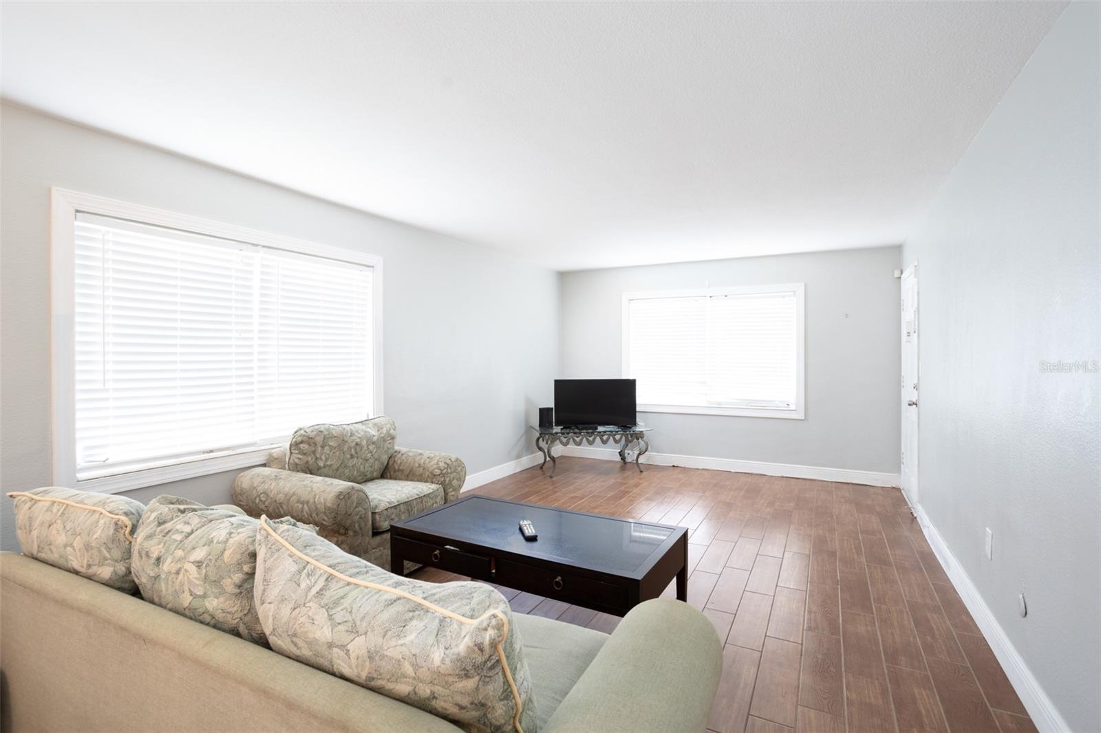 Image 3 of 15 For 1000 49th Street N 115