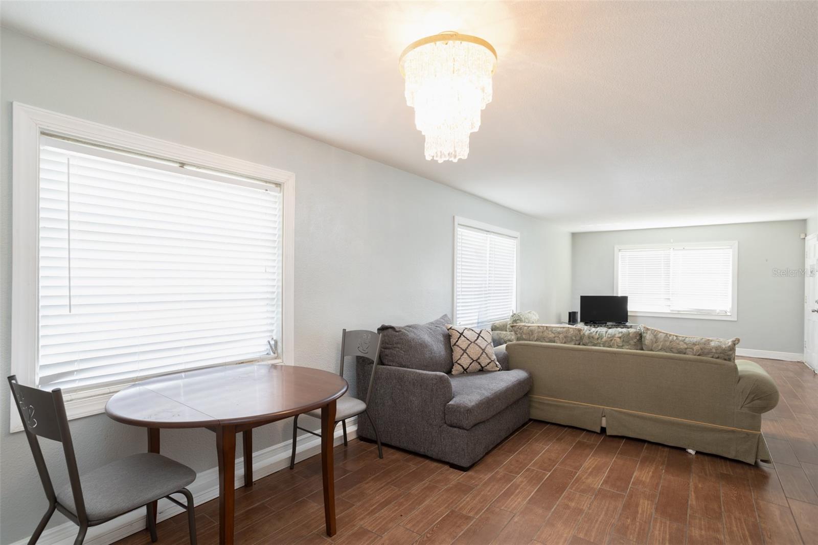 Image 5 of 15 For 1000 49th Street N 115