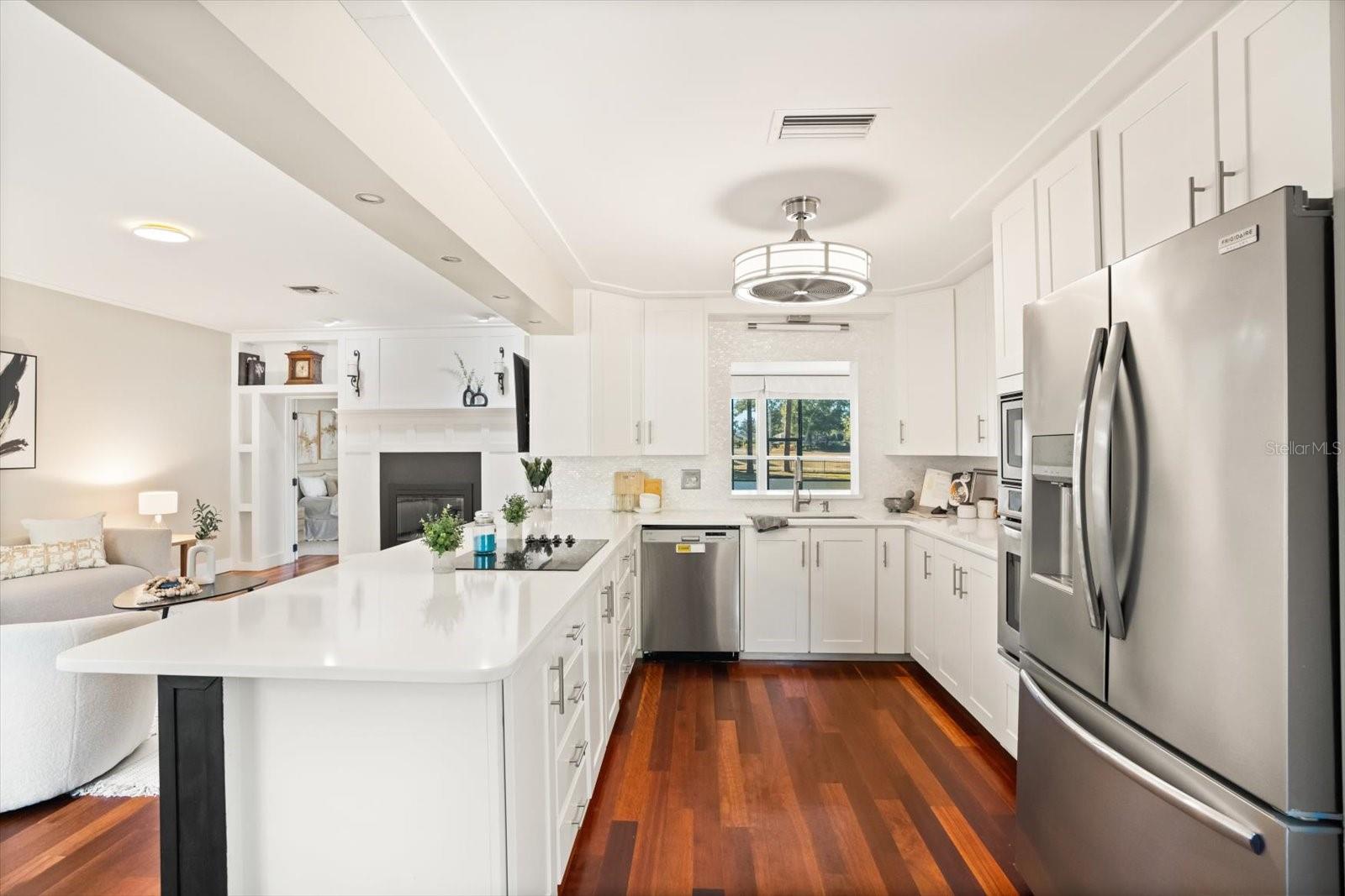 Image 14 of 53 For 501 Sweetwater Club Circle