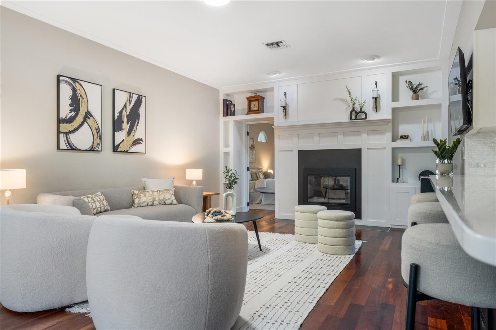 Image 19 of 53 For 501 Sweetwater Club Circle