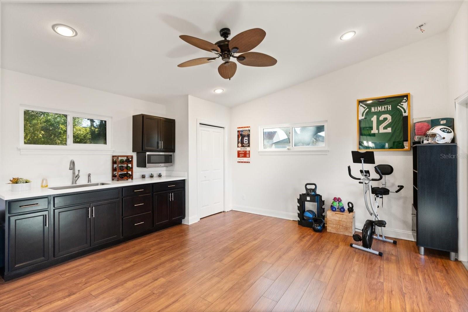 Image 38 of 53 For 501 Sweetwater Club Circle