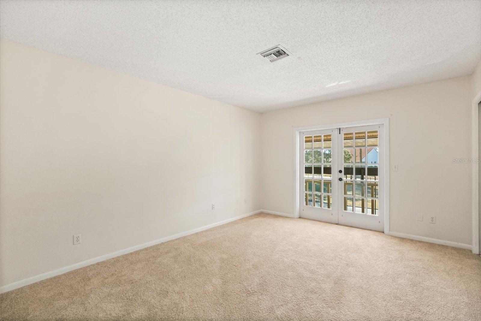 Image 45 of 53 For 501 Sweetwater Club Circle