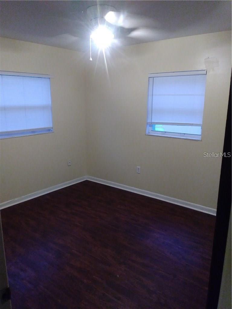 Image 4 of 4 For 1109 Southside Drive