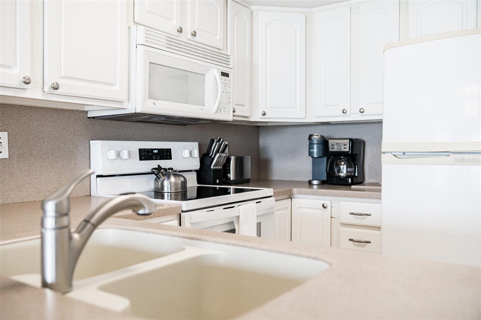 Image 21 of 53 For 60 Gulf Boulevard 203