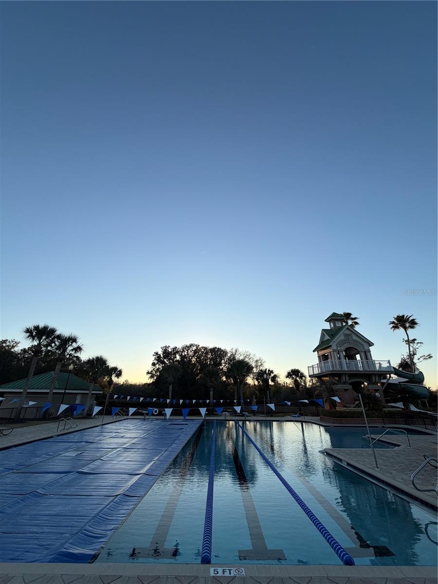 Listing photo id 5 for 8507 Berch Hallow Court