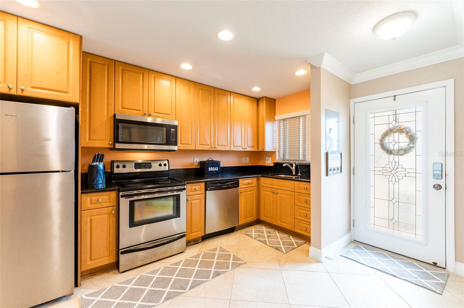 Image 6 of 31 For 11605 3rd Street E 207