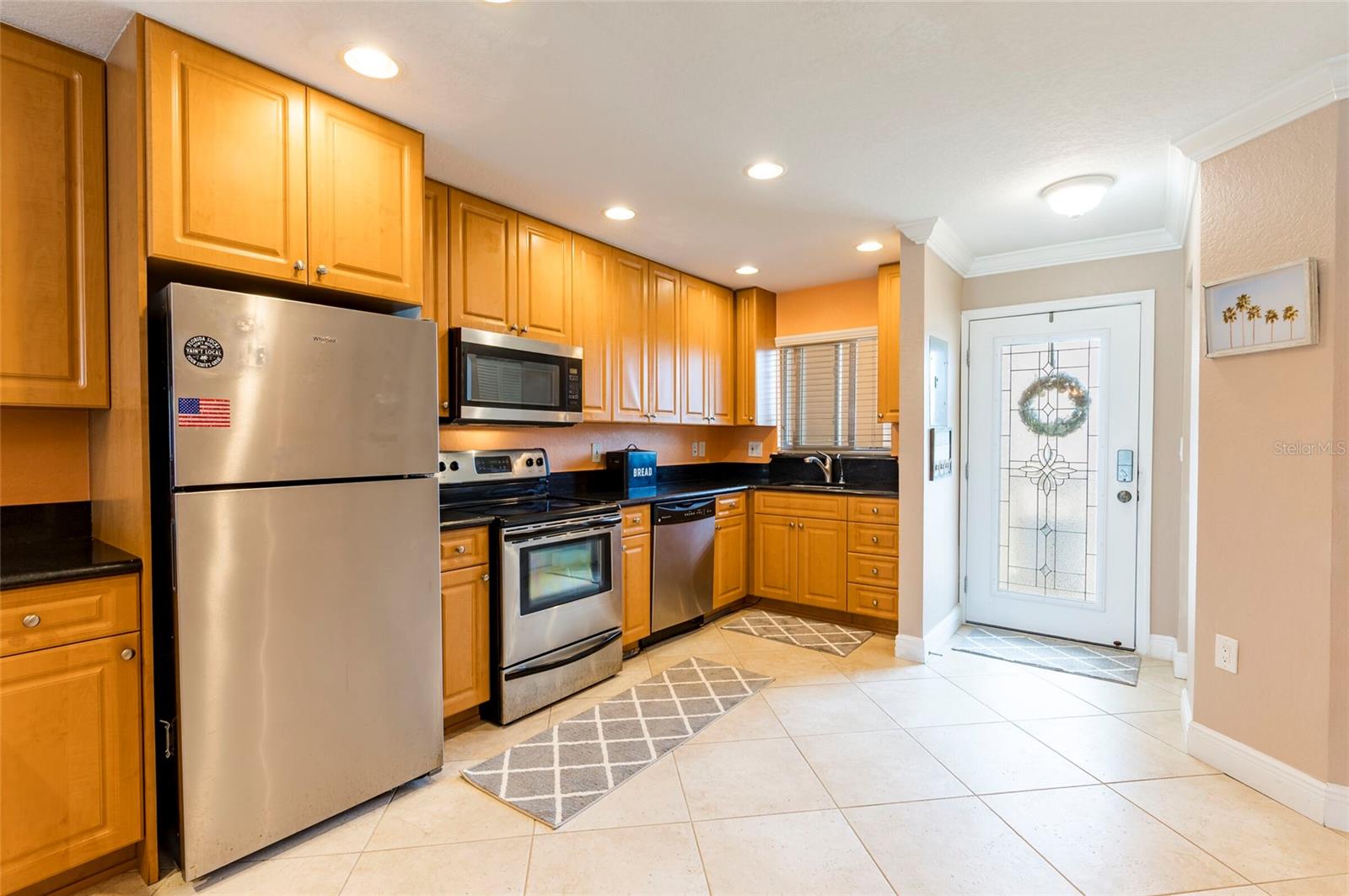 Image 7 of 31 For 11605 3rd Street E 207