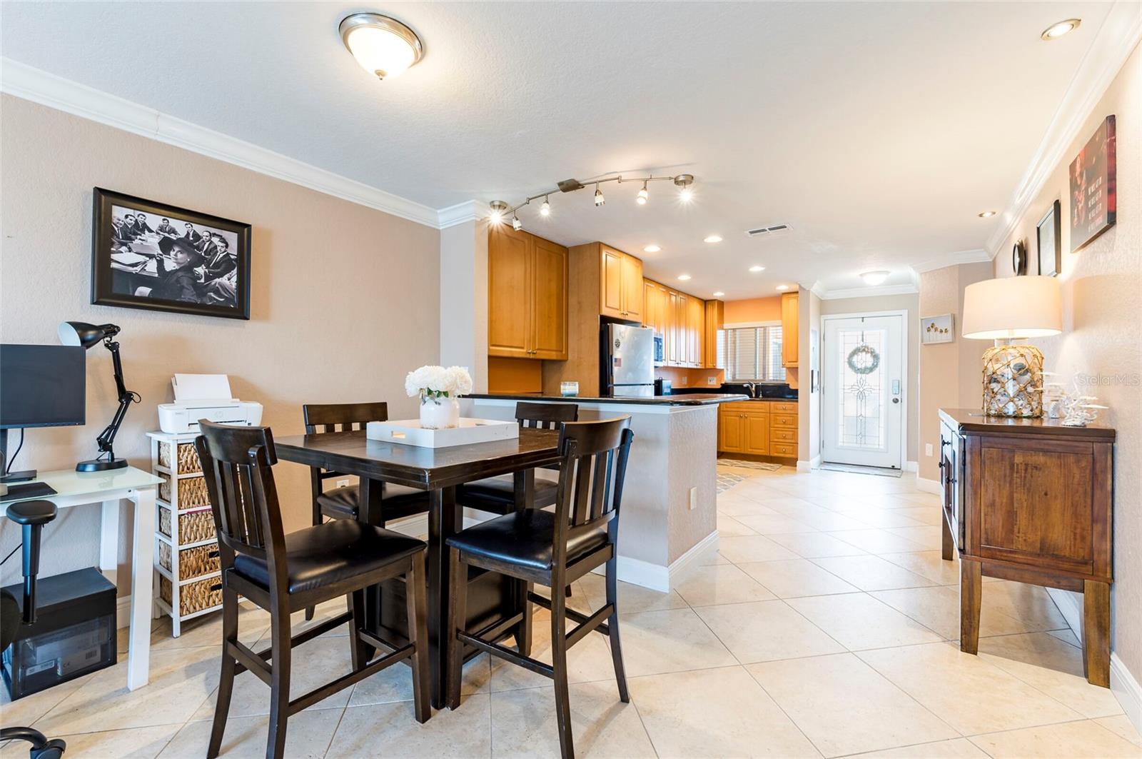 Image 8 of 31 For 11605 3rd Street E 207