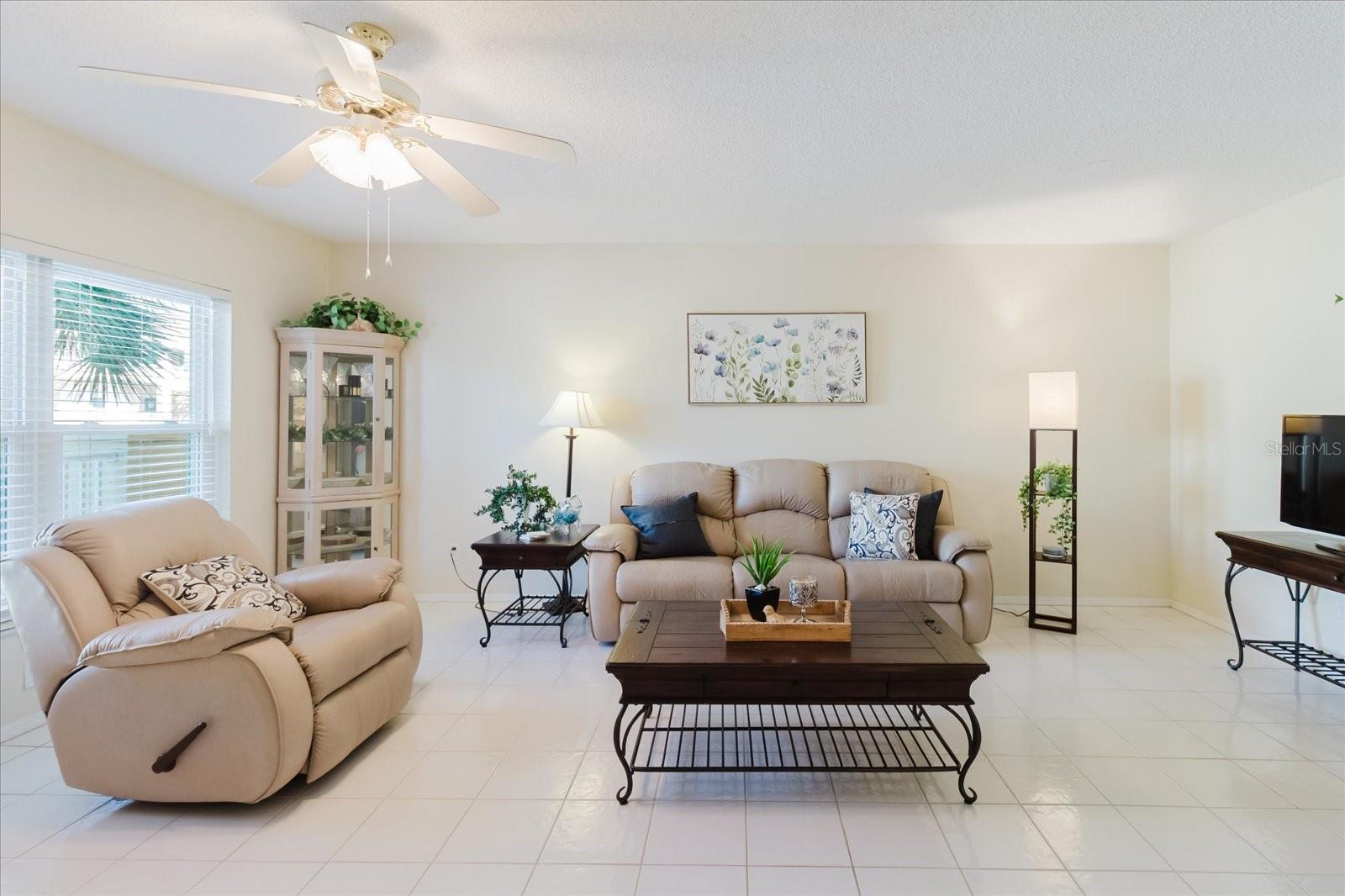 Image 14 of 75 For 2209 Utopian Drive E 207