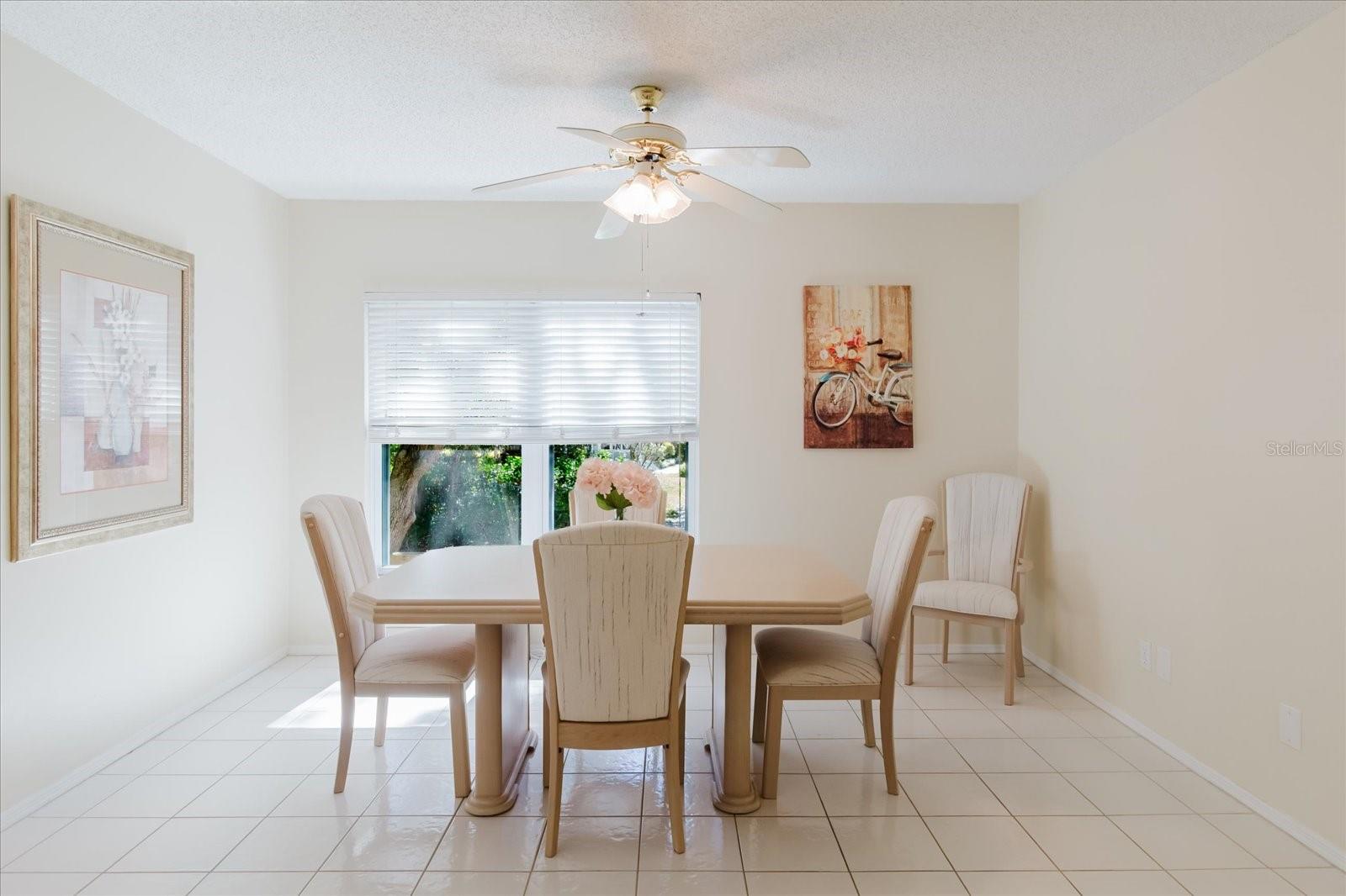 Image 21 of 75 For 2209 Utopian Drive E 207