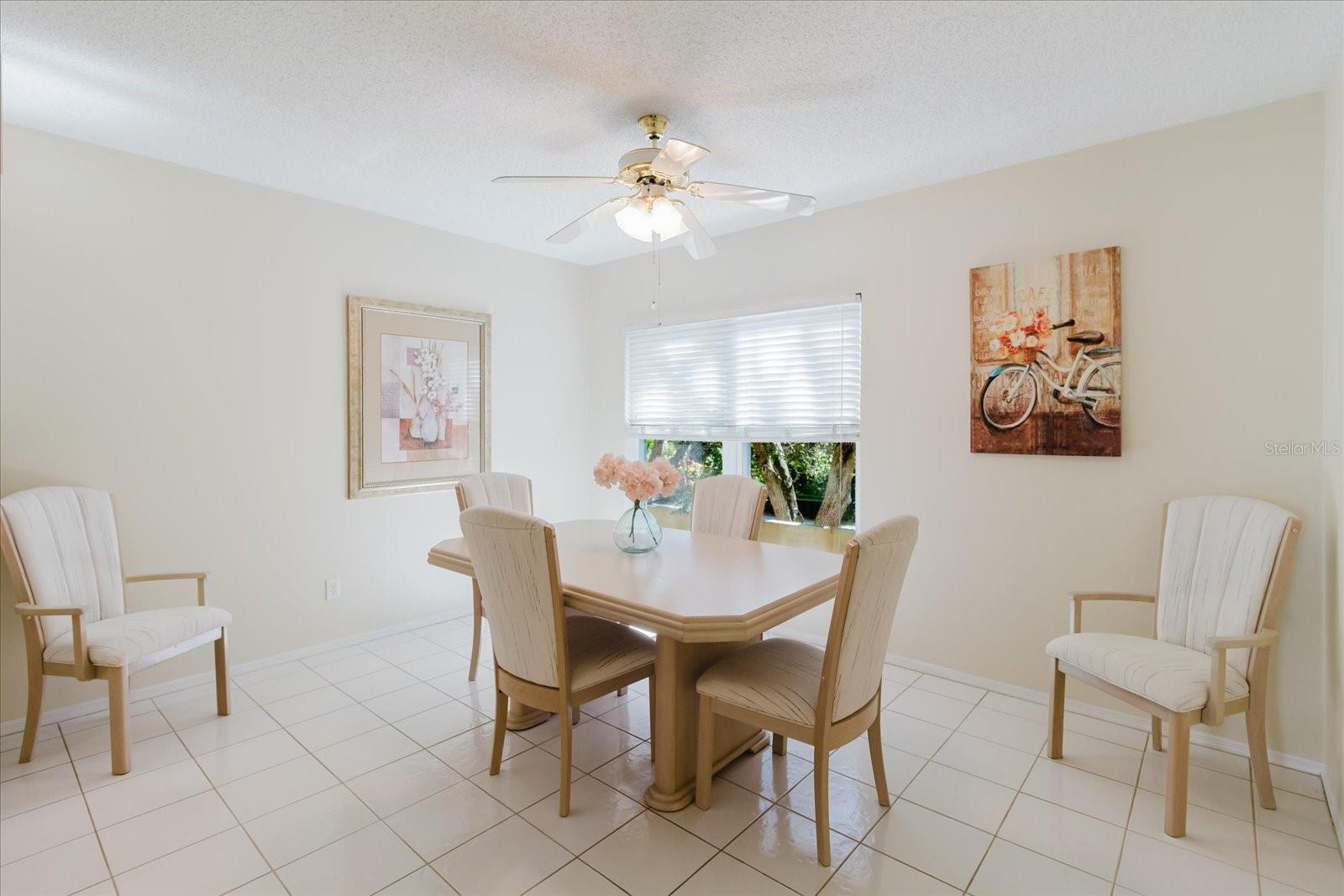 Image 22 of 75 For 2209 Utopian Drive E 207