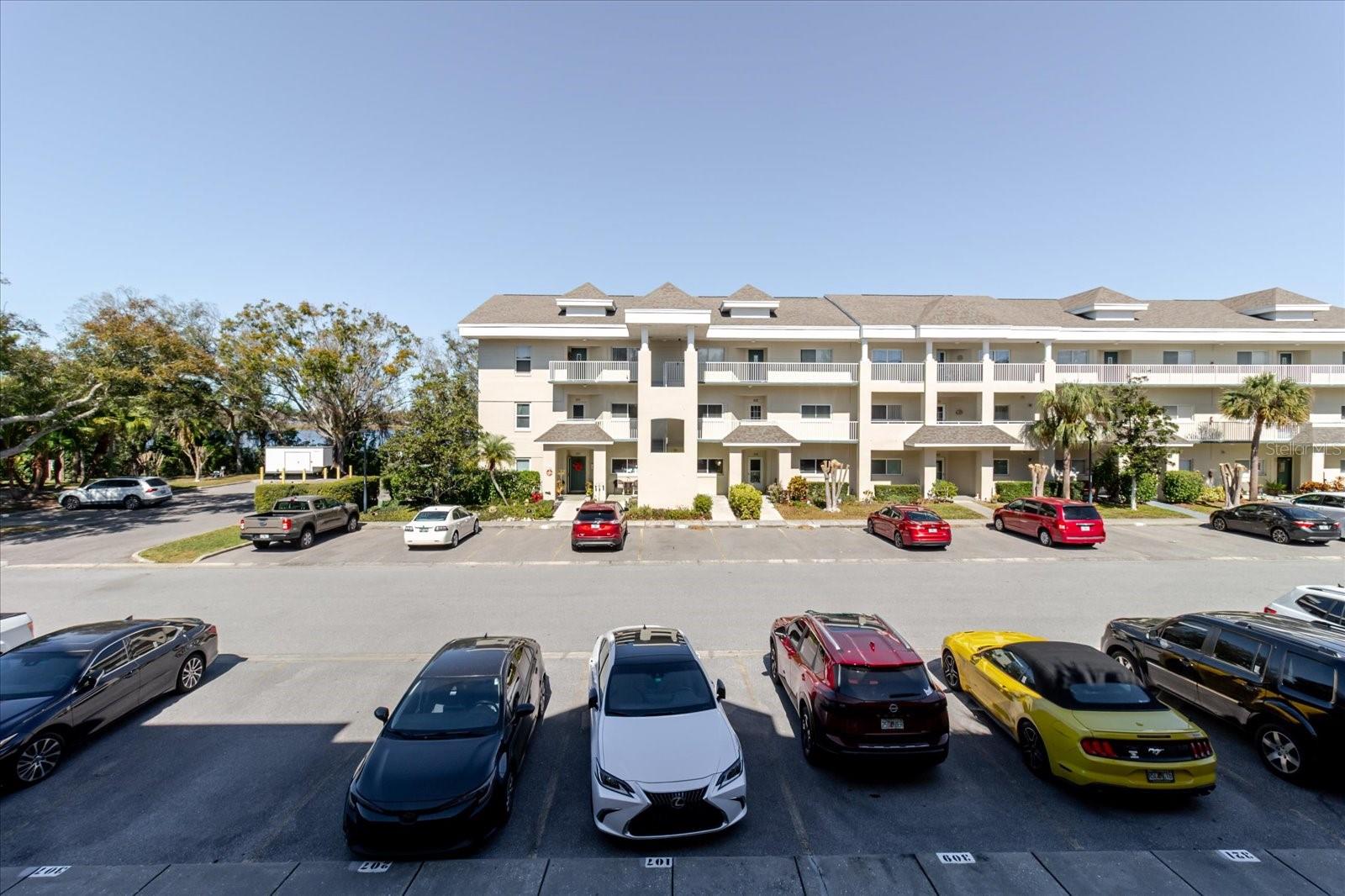 Image 45 of 75 For 2209 Utopian Drive E 207