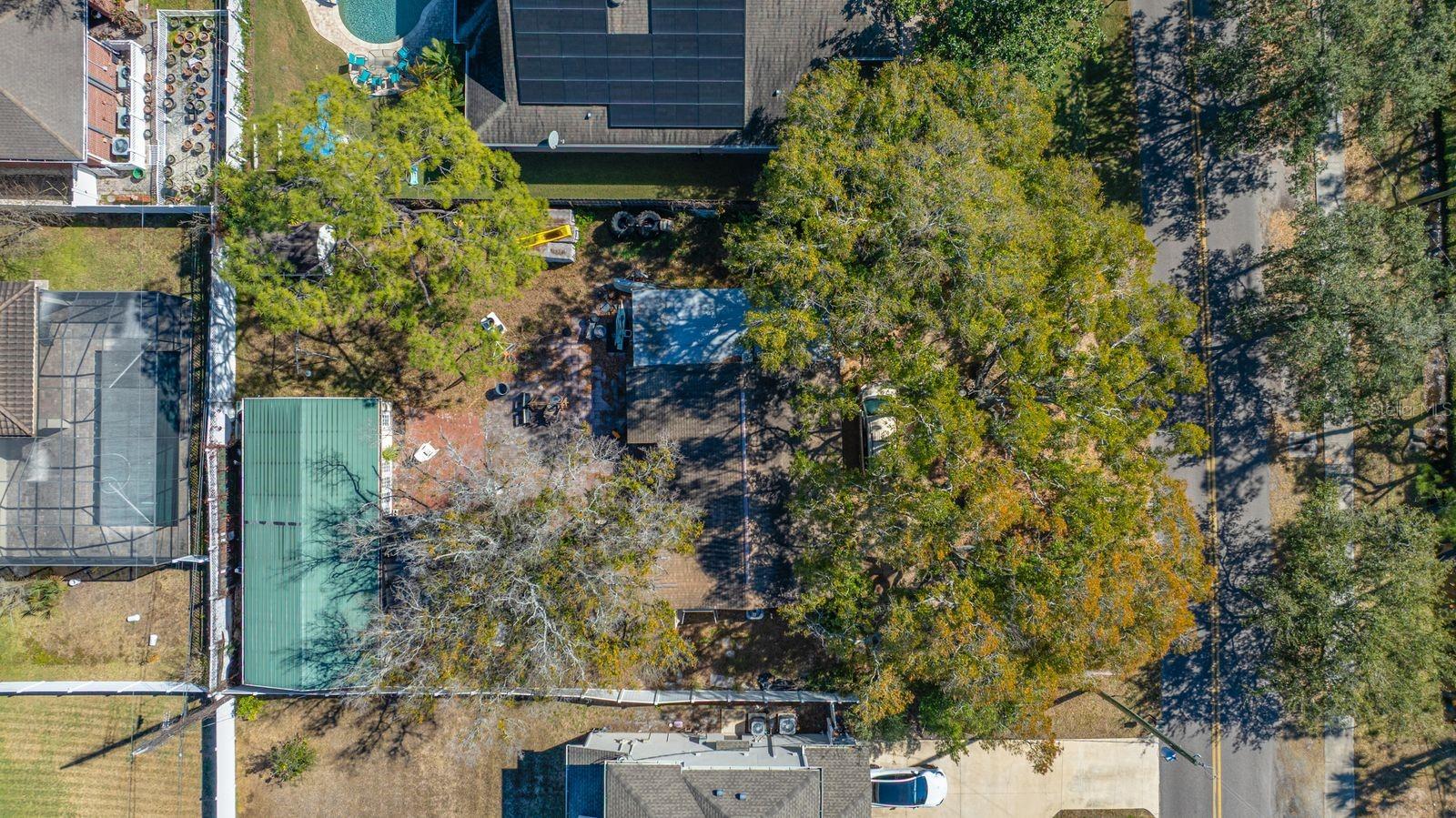 Listing photo id 11 for 3705 San Miguel Street N