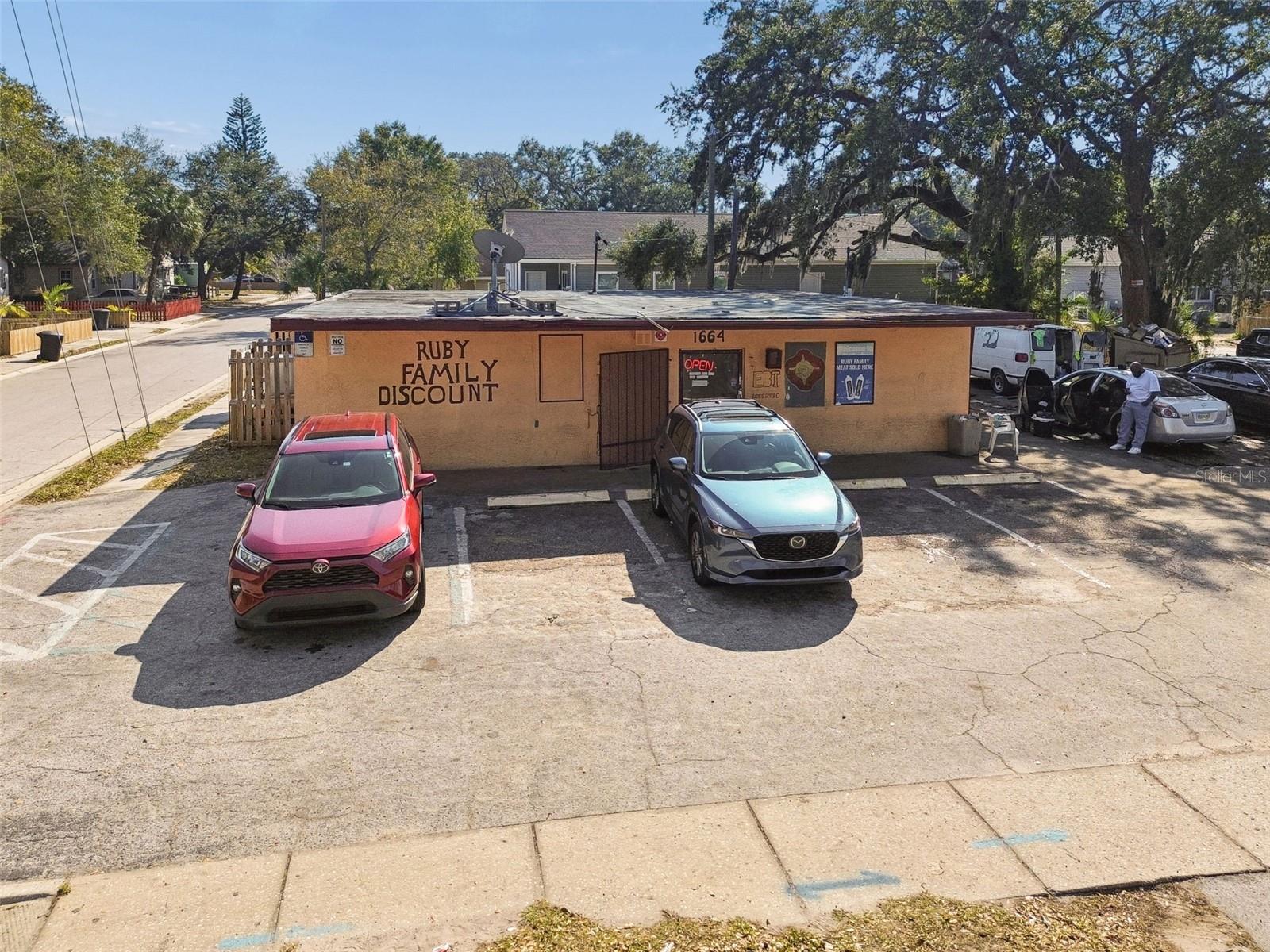 Image 14 of 22 For 1664 15th Avenue S