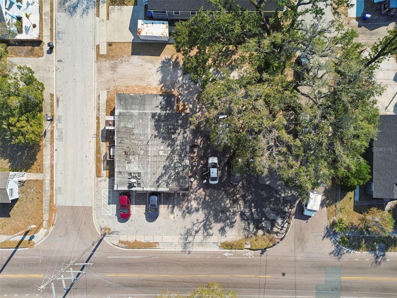 Image 17 of 22 For 1664 15th Avenue S