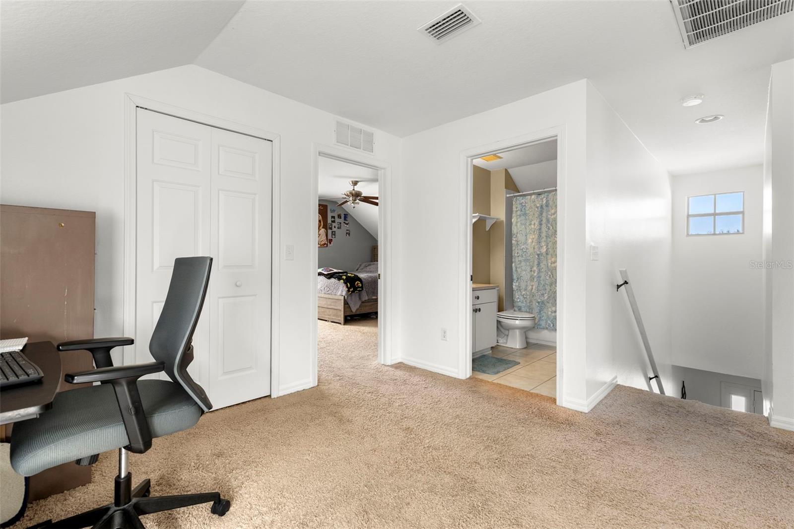 Image 22 of 35 For 17320 Blooming Fields Drive