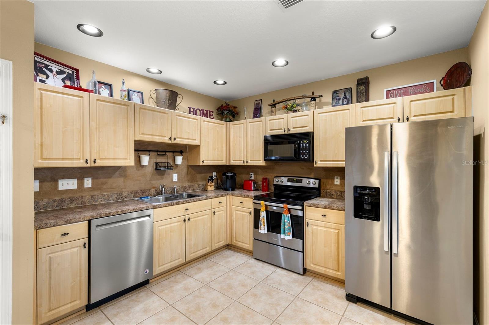 Image 9 of 35 For 17320 Blooming Fields Drive