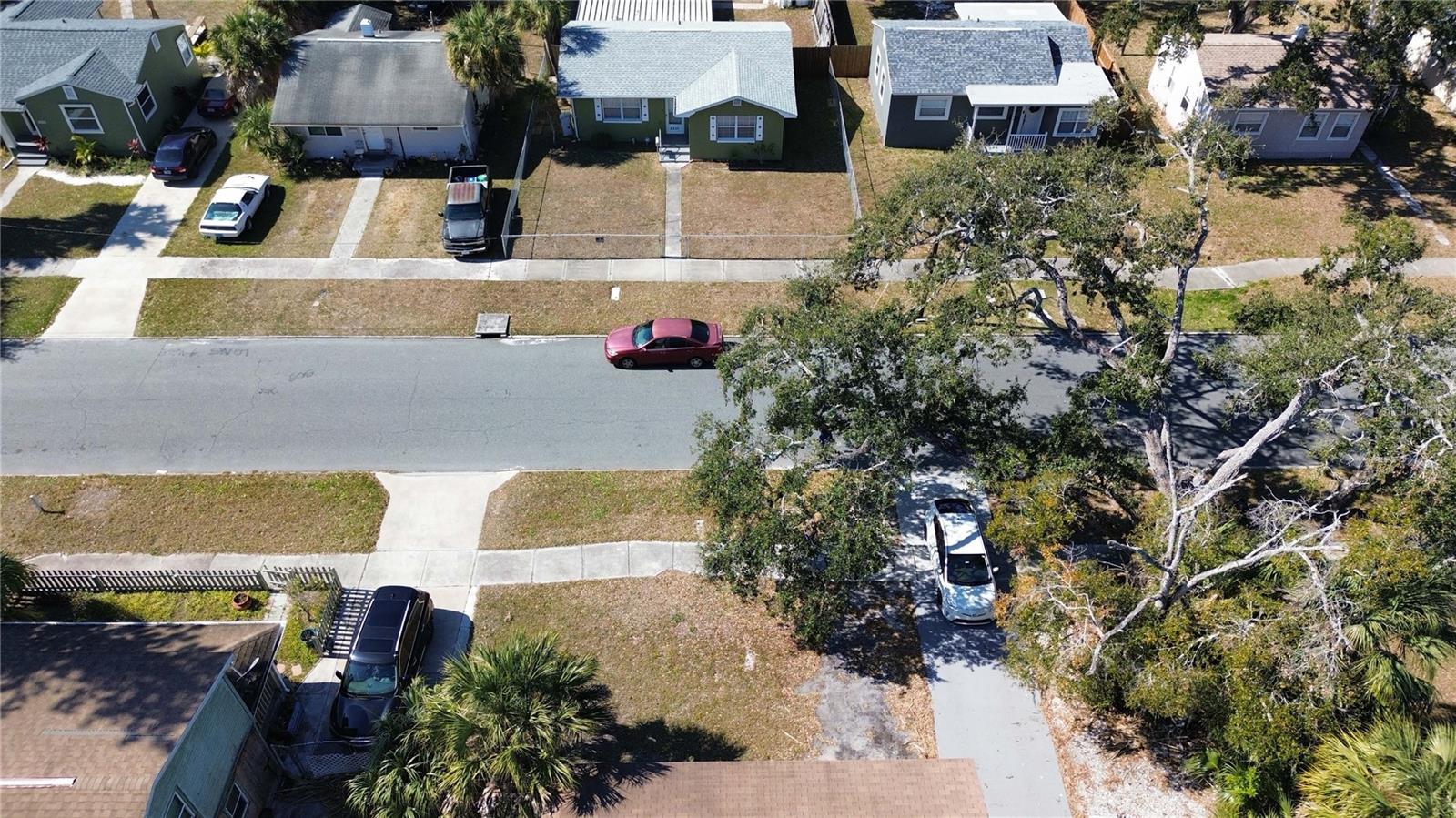 Image 12 of 17 For 2332 Grove Street S