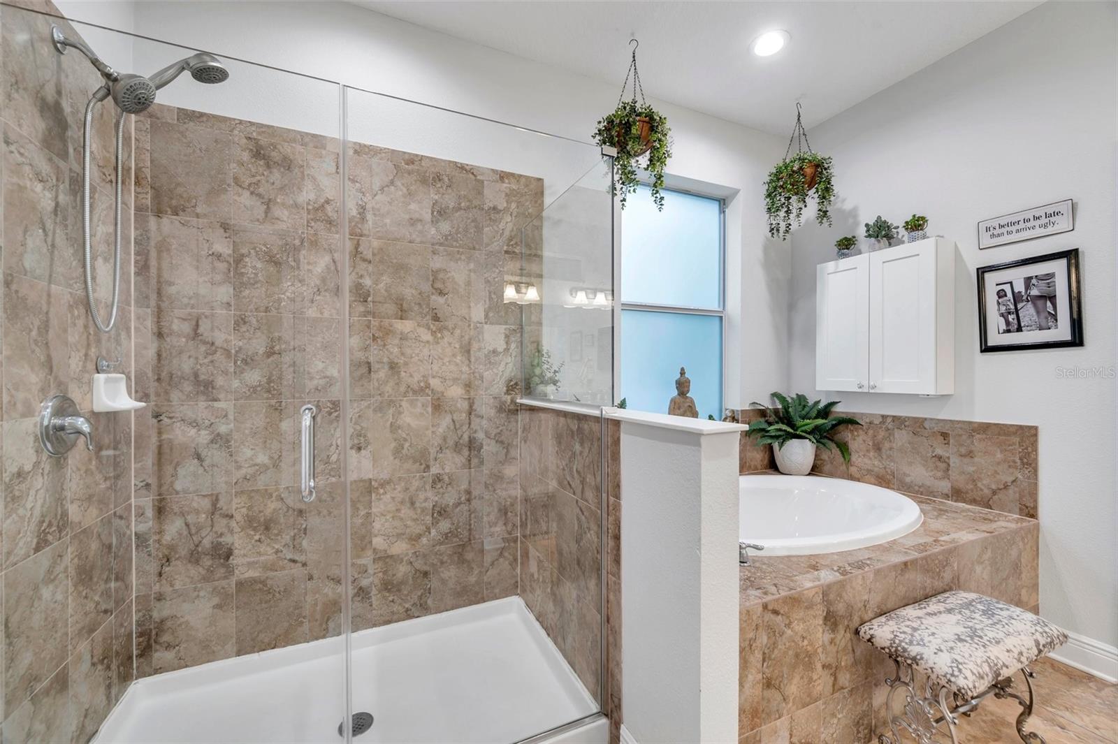 Image 31 of 67 For 2602 Nassau Street