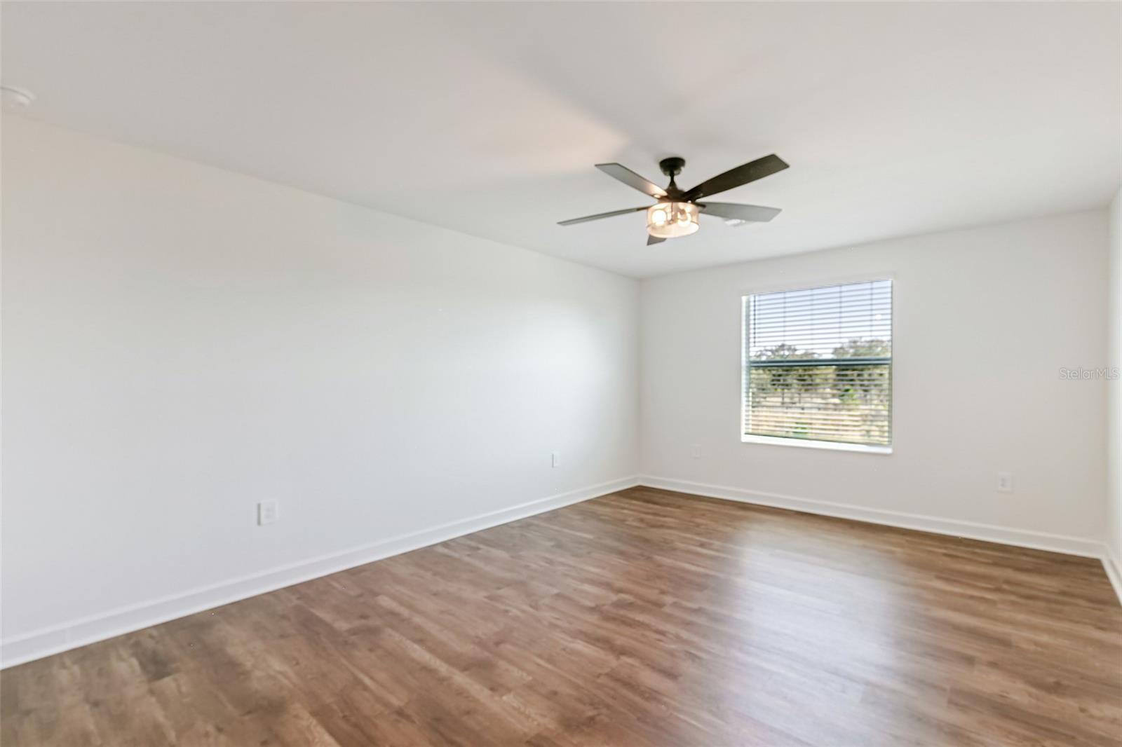 Image 22 of 53 For 17777 Saddleback Loop