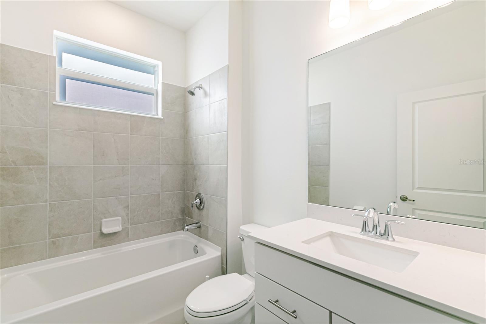 Image 25 of 53 For 17777 Saddleback Loop