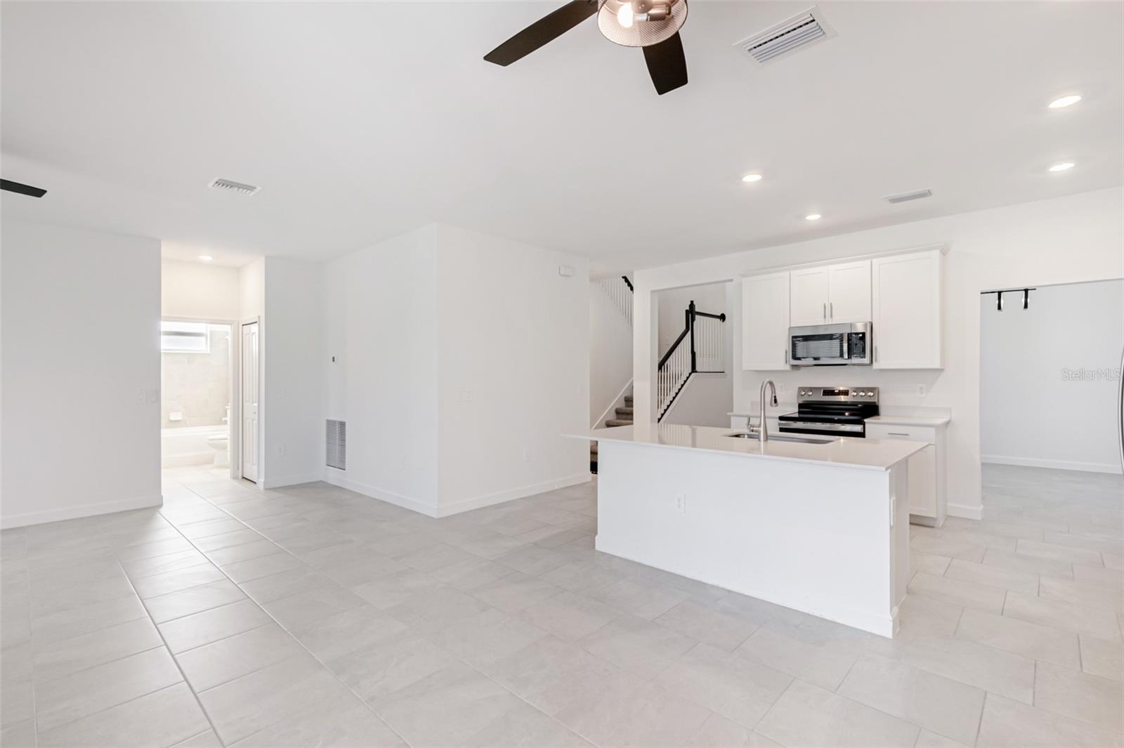 Image 35 of 53 For 17777 Saddleback Loop