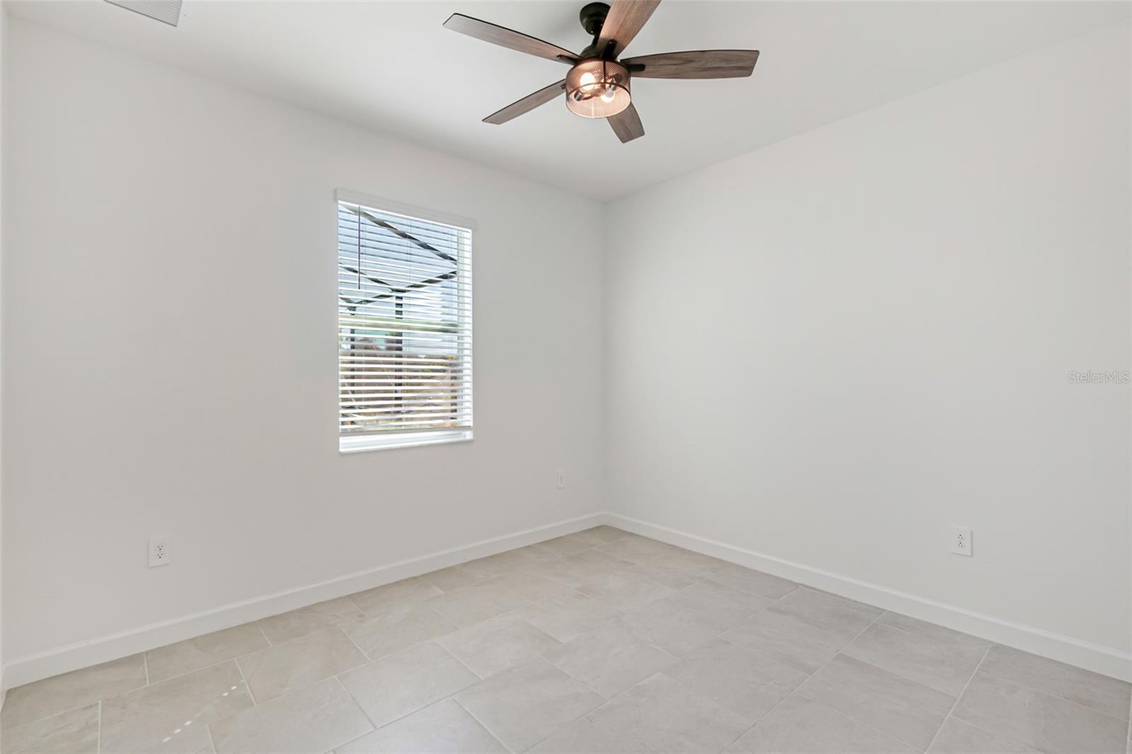 Image 37 of 53 For 17777 Saddleback Loop