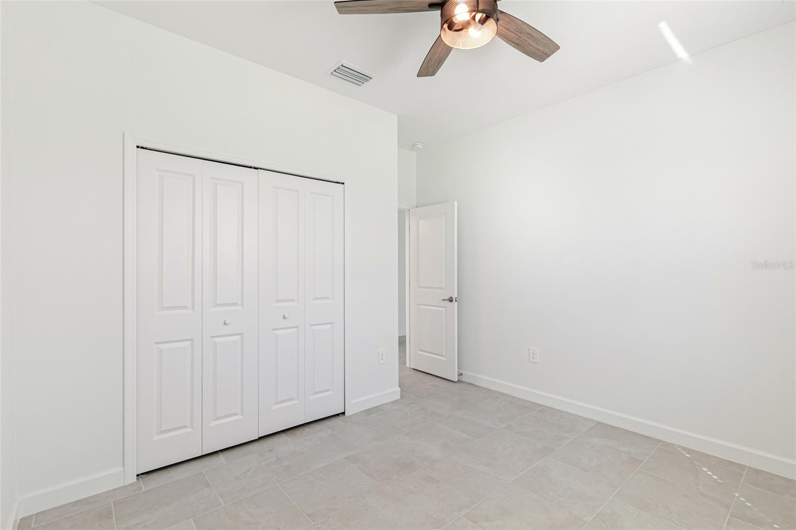 Image 38 of 53 For 17777 Saddleback Loop