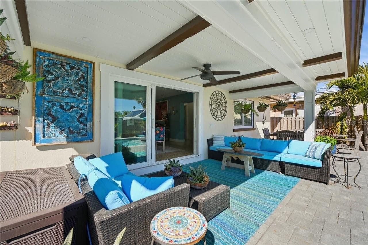 Image 47 of 75 For 937 Bruce Avenue