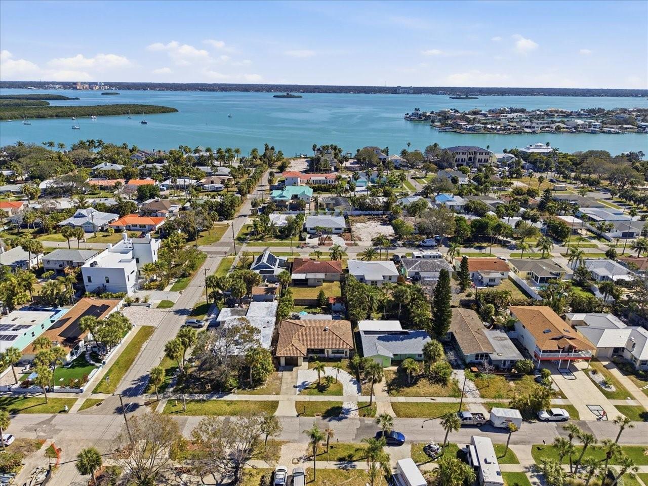 Image 66 of 75 For 937 Bruce Avenue