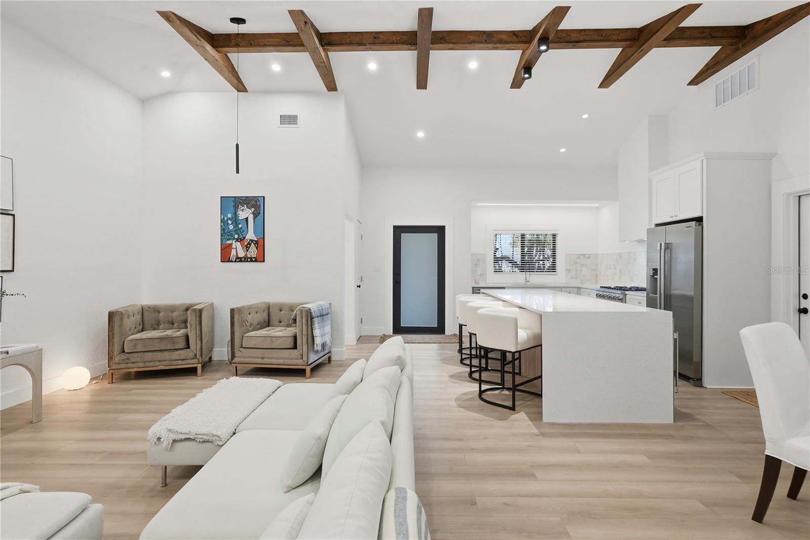 Listing photo id 22 for 2846 Pinellas Point Drive S