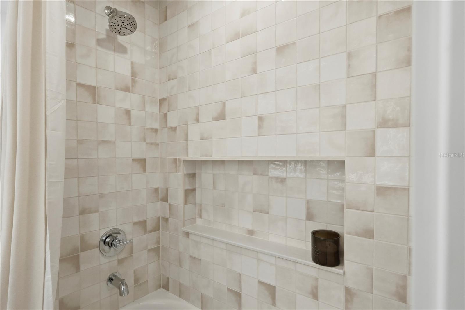 Listing photo id 54 for 2846 Pinellas Point Drive S