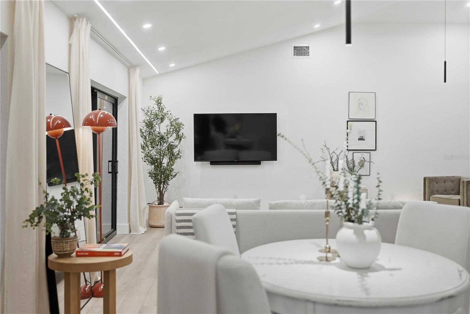 Listing photo id 64 for 2846 Pinellas Point Drive S