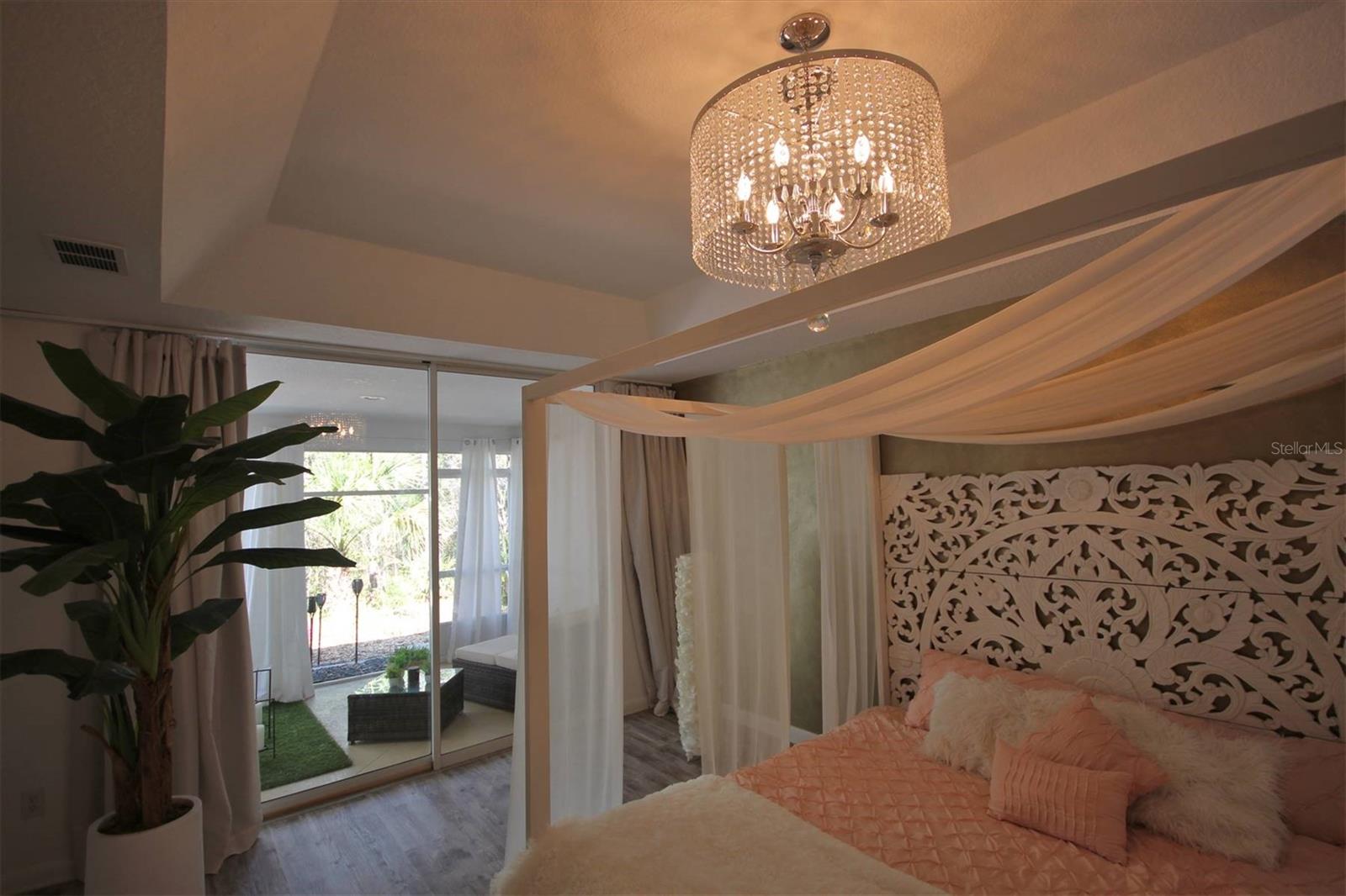 Image 20 of 61 For 14 Carnation Court