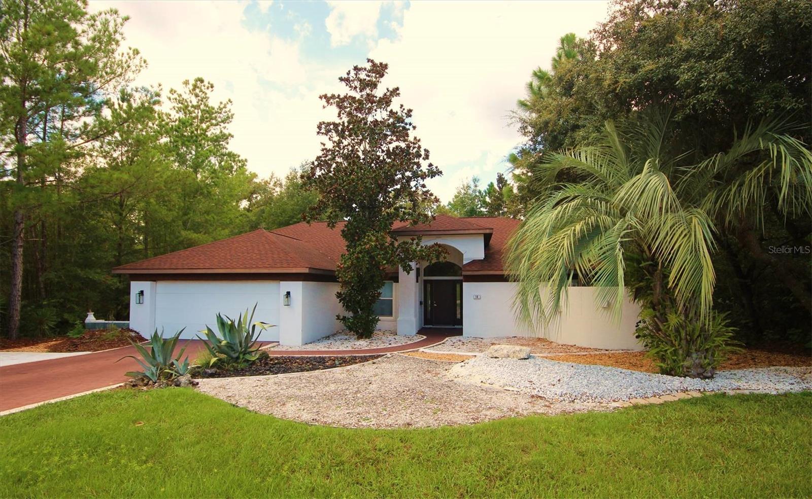 Image 51 of 61 For 14 Carnation Court